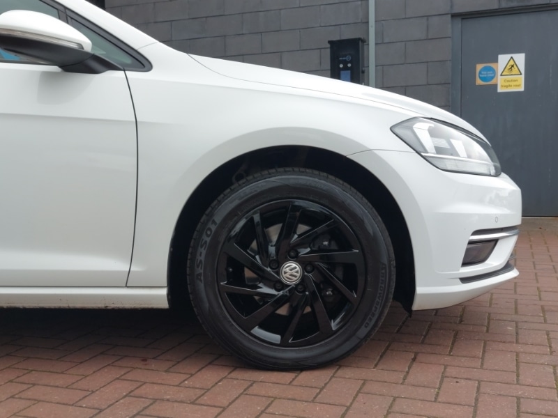 Used Volkswagen Golf 2019 for sale - 76120985: Photo 14