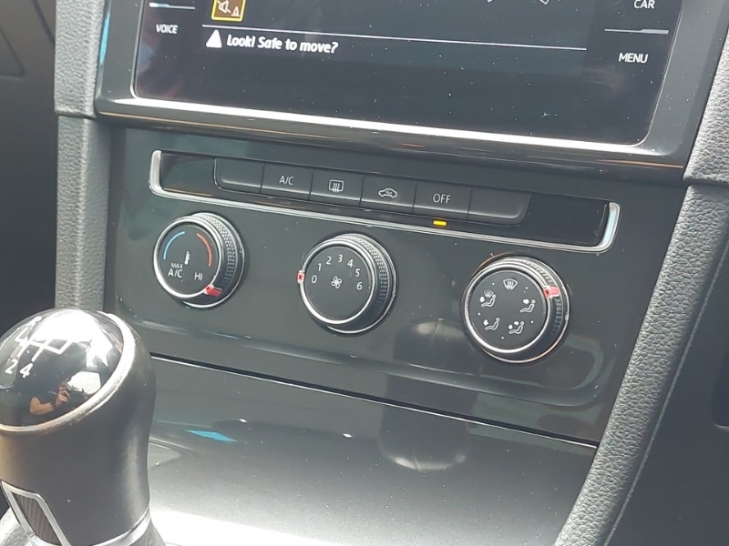 Used Volkswagen Golf 2019 for sale - 76120985: Photo 17