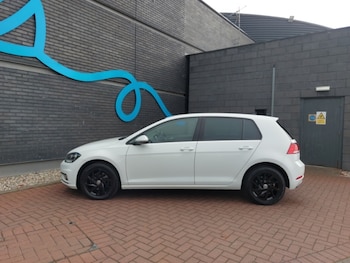 Used Volkswagen Golf 2019 for sale - 76120985: Photo 4
