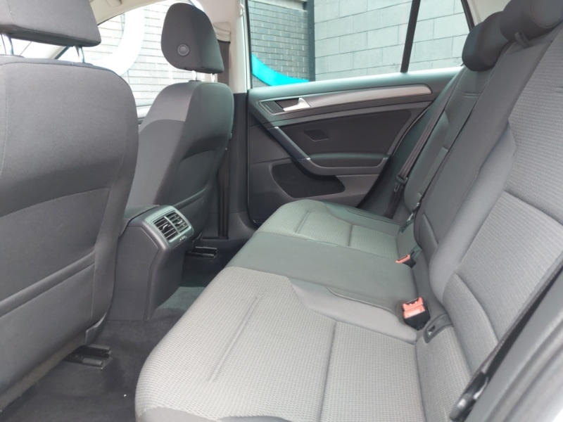 Used Volkswagen Golf 2019 for sale - 76120985: Photo 6