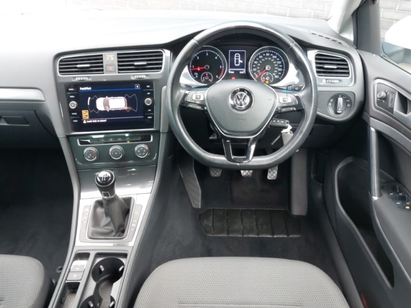 Used Volkswagen Golf 2019 for sale - 76120985: Photo 7