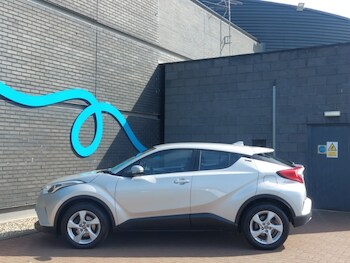 Used Toyota C-HR 2019 for sale - 78757053: Photo