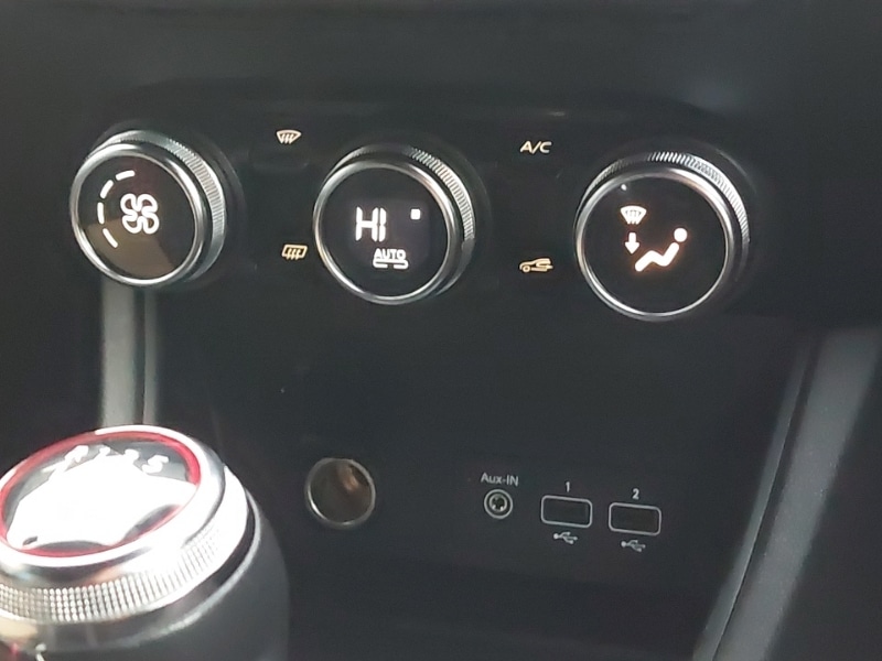 Used Renault Captur 2022 for sale - 76925297: Photo 17