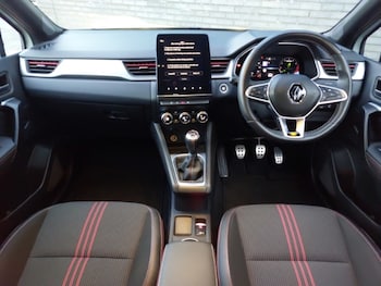 Used Renault Captur 2022 for sale - 76925297: Photo