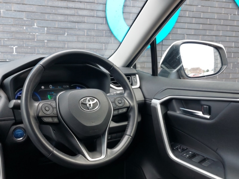 Used Toyota RAV4 2020 for sale - 76169555: Photo 10