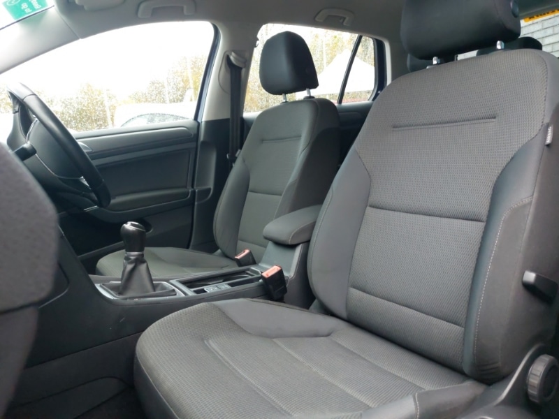 Used Volkswagen Golf 2017 for sale - 76408287: Photo 12