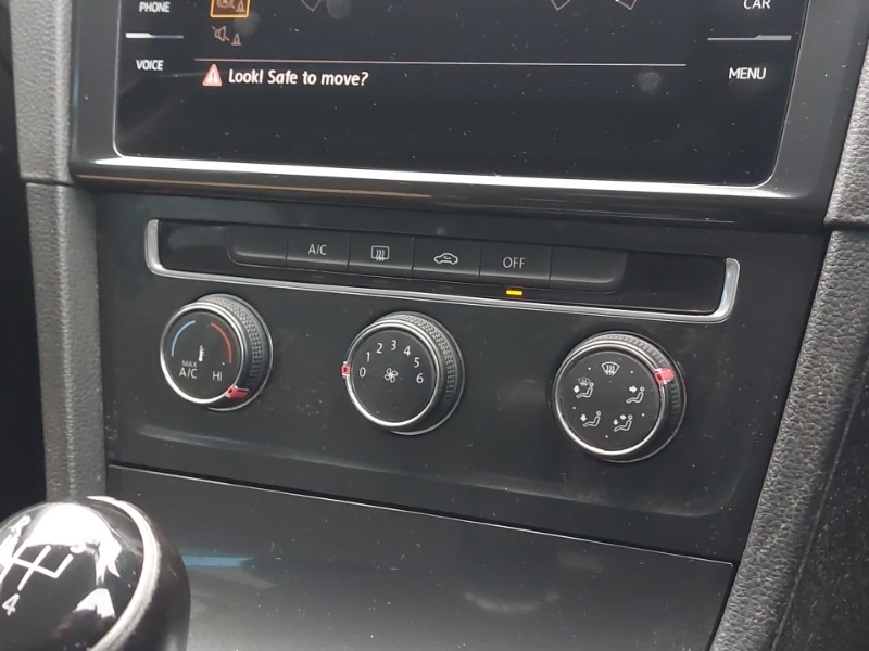 Used Volkswagen Golf 2017 for sale - 76408287: Photo 17