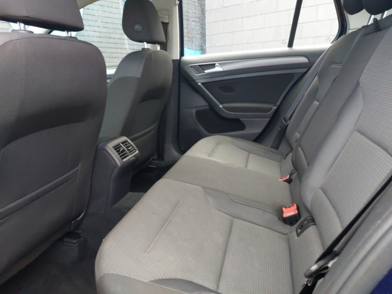Used Volkswagen Golf 2017 for sale - 76408287: Photo 6