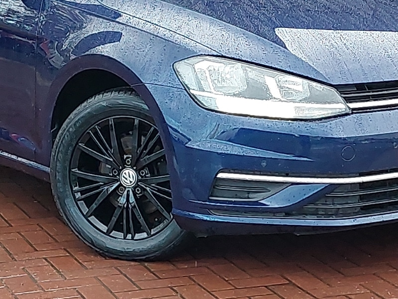 Used Volkswagen Golf 2017 for sale - 76408287: Photo 9