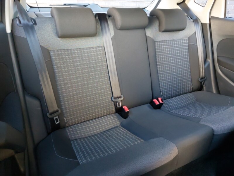 Used Volkswagen Polo 2015 for sale - 76839133: Photo 13