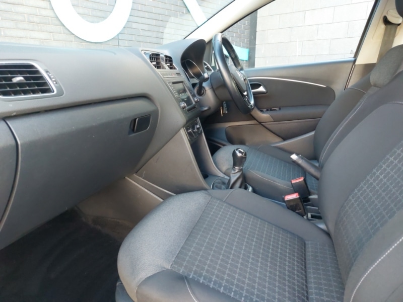 Used Volkswagen Polo 2015 for sale - 76839133: Photo 5