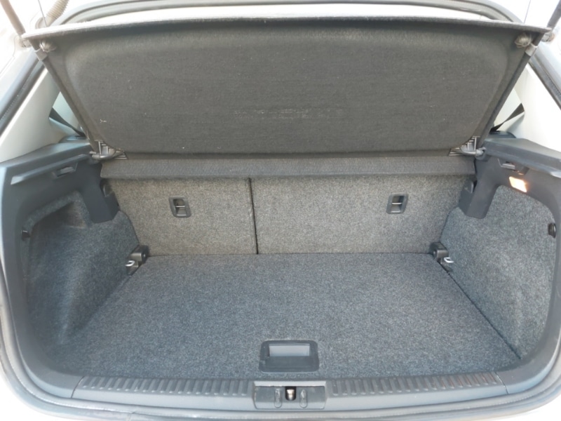 Used Volkswagen Polo 2015 for sale - 76839133: Photo 8