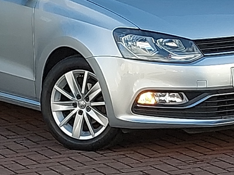 Used Volkswagen Polo 2015 for sale - 76839133: Photo 9