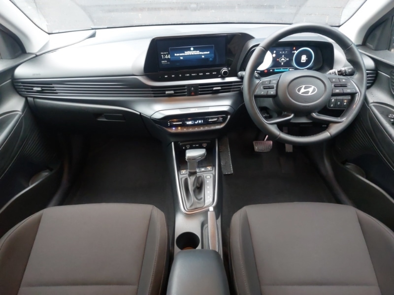 Used Hyundai i20 2024 for sale - 76721755: Photo 2