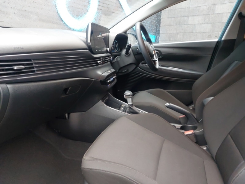 Used Hyundai i20 2024 for sale - 76721755: Photo 5