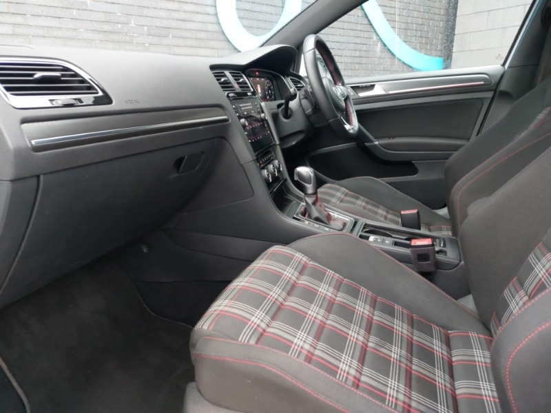 Used Volkswagen Golf 2019 for sale - 77564378: Photo 5