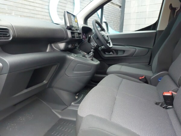 Used Citroen Berlingo 2024 for sale - 76289458: Photo 5
