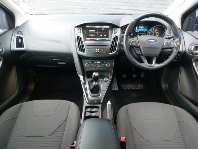 Used Ford Focus 2016 for sale - 76403933: Photo 2