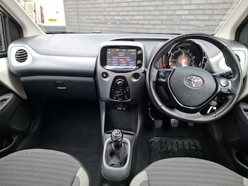 Used Toyota AYGO 2019 for sale - 79557948: Photo