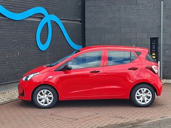 Used Hyundai i10 2019 for sale - 79594735: Photo