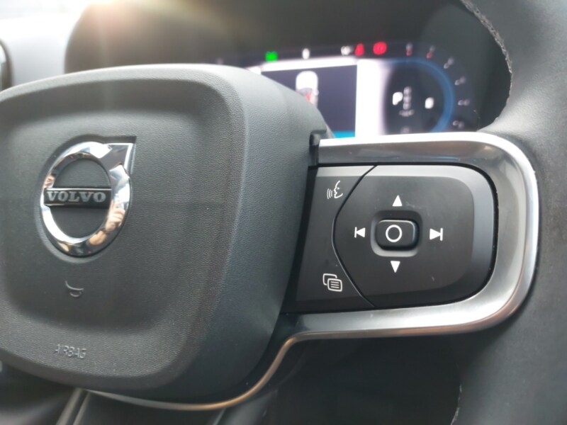 Used Volvo XC40 2024 for sale - 76331853: Photo 16