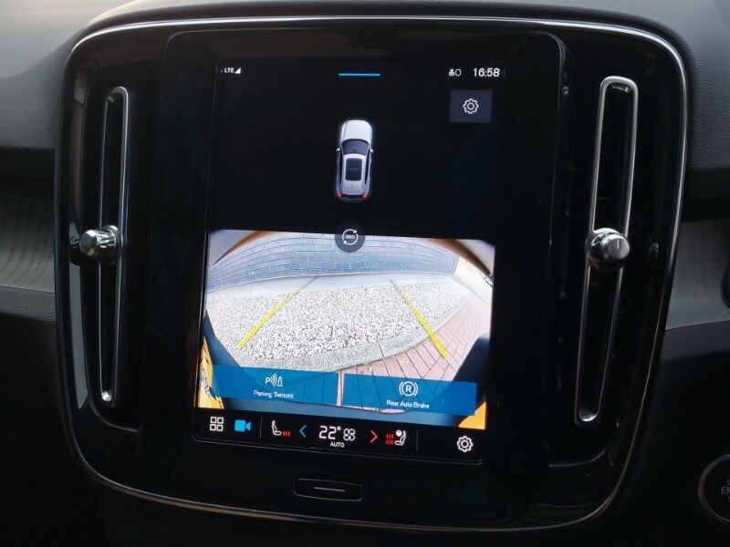 Used Volvo XC40 2024 for sale - 76331853: Photo 19