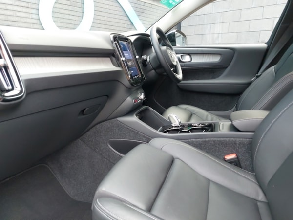 Used Volvo XC40 2024 for sale - 76331853: Photo 5