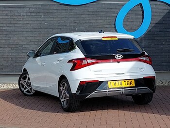 Used Hyundai i20 2024 for sale - 77311603: Photo