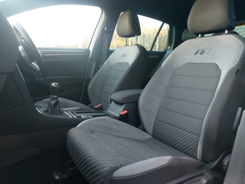 Used Volkswagen Golf 2019 for sale - 77105617: Photo 12