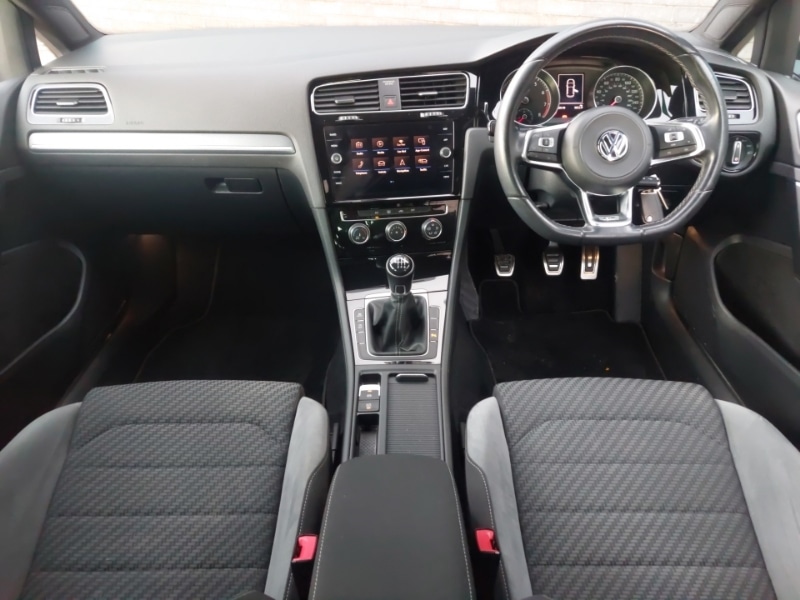 Used Volkswagen Golf 2019 for sale - 77105617: Photo 2