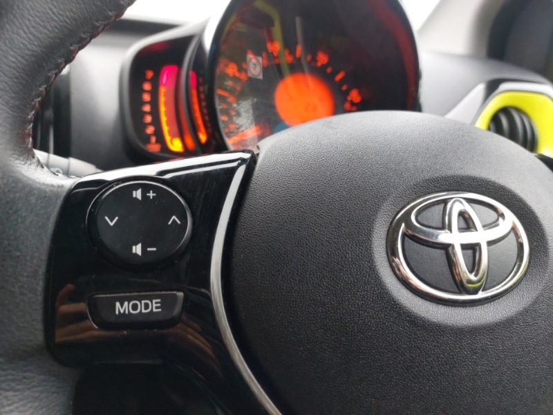 Used Toyota AYGO 2017 for sale - 77047381: Photo 15