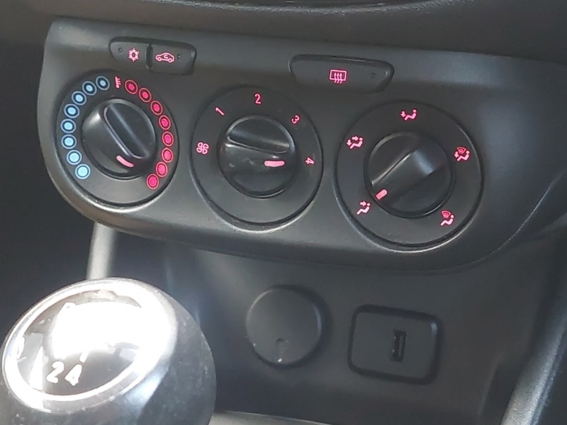 Used Vauxhall Corsa 2016 for sale - 77239815: Photo 17