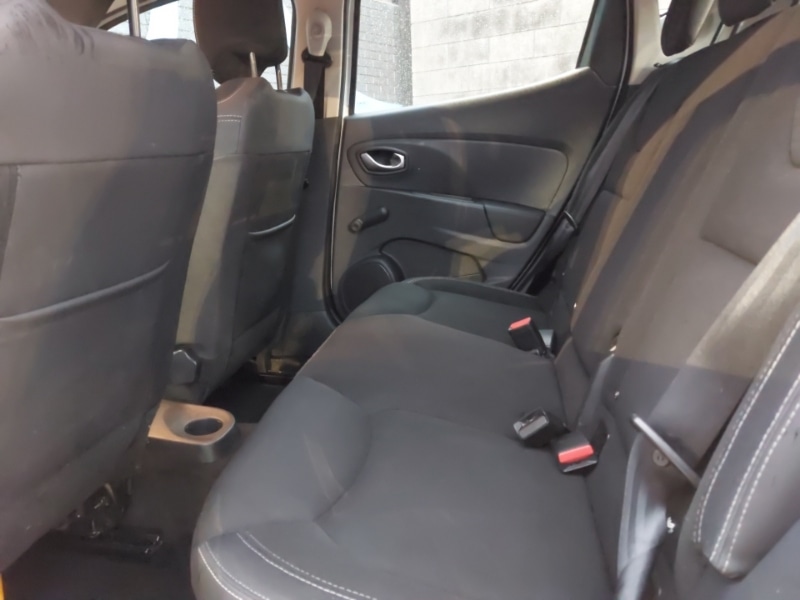 Used Renault Clio 2016 for sale - 76571684: Photo 6