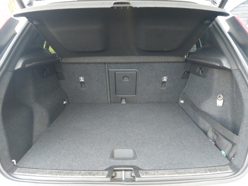 Used Volvo XC40 2021 for sale - 77573406: Photo 8