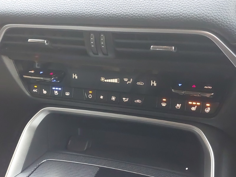 Used Mazda CX-60 2023 for sale - 77318832: Photo 17