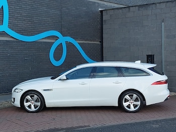Used Jaguar XF 2018 for sale - 78312789: Photo
