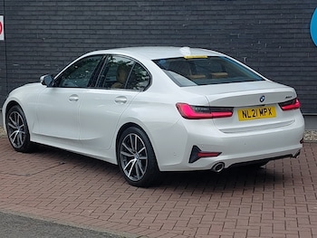 Used BMW 3 Series 2021 for sale - 79020637: Photo