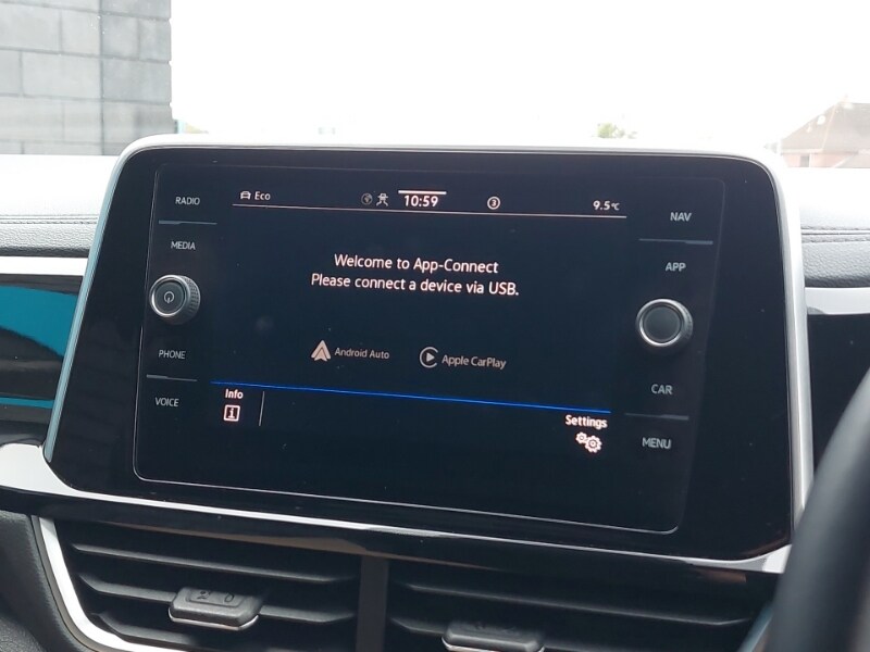 Used Volkswagen T-Roc 2023 for sale - 77318826: Photo 18