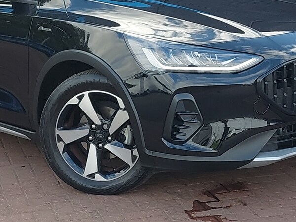 Used Ford Focus 2023 for sale - 75640843: Photo 9