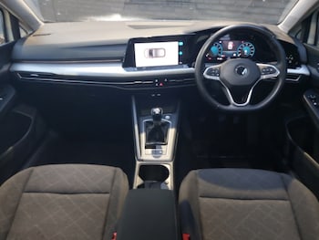 Used Volkswagen Golf 2021 for sale - 76543422: Photo