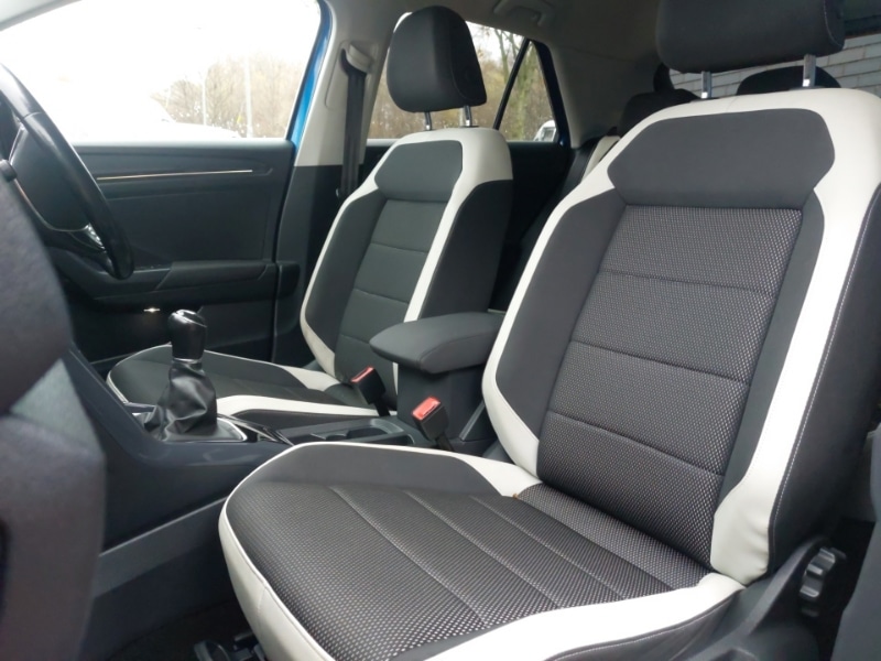 Used Volkswagen T-Roc 2018 for sale - 77252199: Photo 12