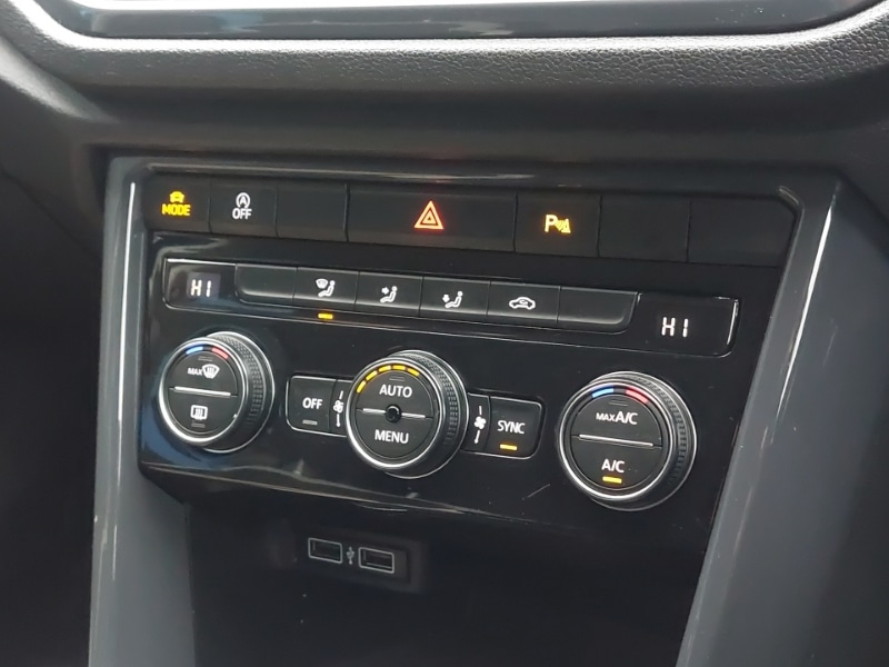 Used Volkswagen T-Roc 2018 for sale - 77252199: Photo 17