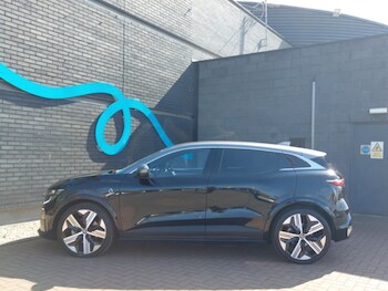 Used Renault Megane E Tech 2023 for sale - 78759057: Photo
