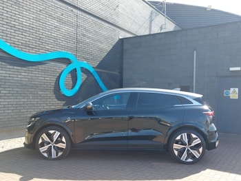 Used Renault Megane E Tech 2023 for sale - 78490345: Photo