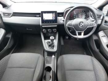 Used Renault Clio 2020 for sale - 75107930: Photo