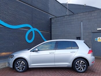 Used Volkswagen Golf 2019 for sale - 77338048: Photo