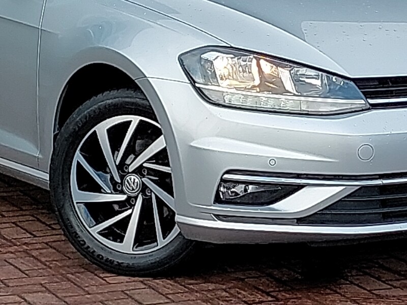 Used Volkswagen Golf 2019 for sale - 77338048: Photo 9