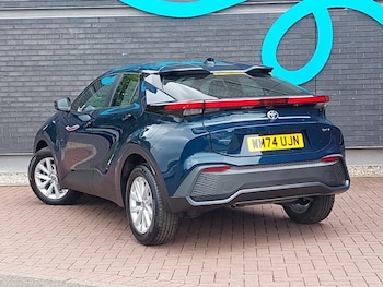 Used Toyota C-HR 2025 for sale - 75309423: Photo