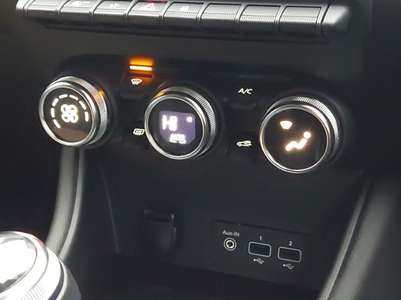 Used Renault Captur 2021 for sale - 77708102: Photo 17