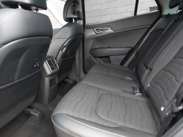 Used Kia Sportage 2023 for sale - 76188081: Photo 6